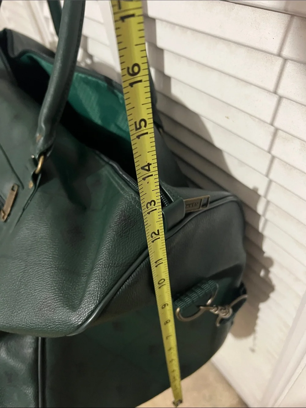 Nikken stylish green